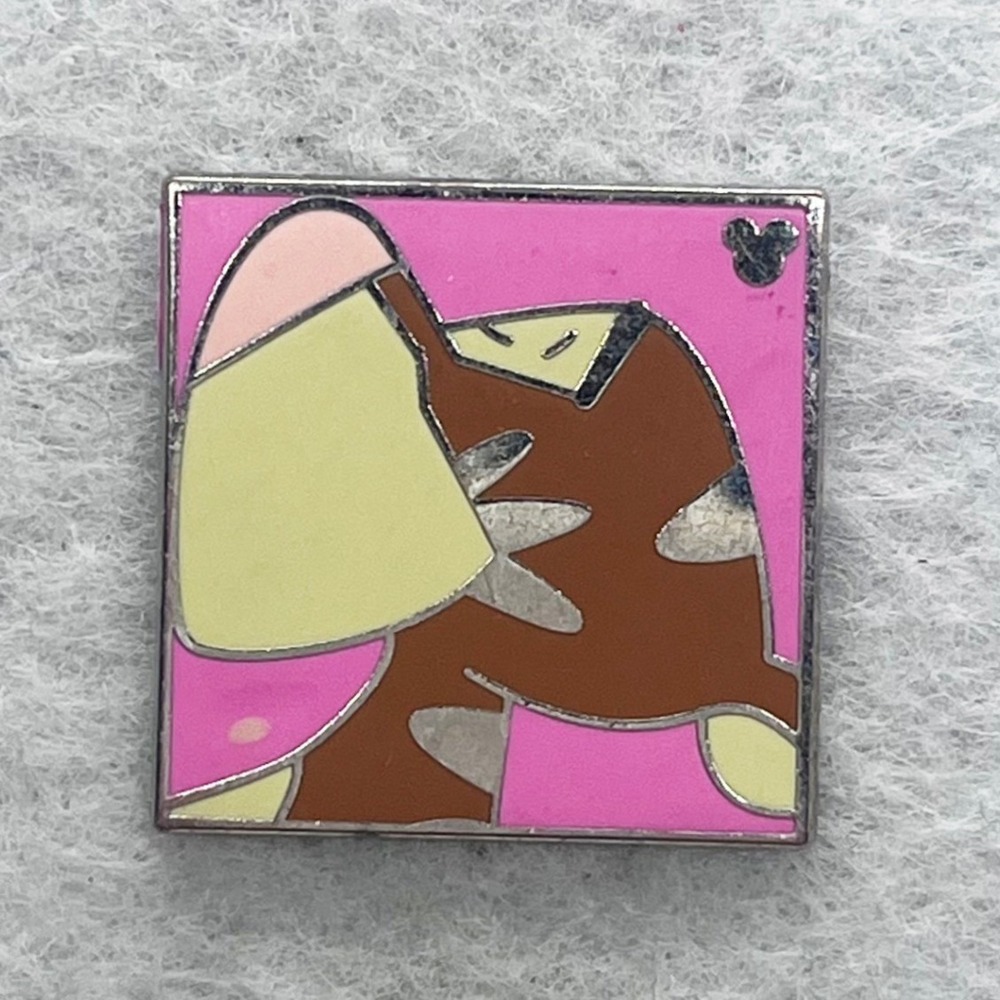 🔮 5/$25 Disney Square Winnie the Pooh Tigger Pin